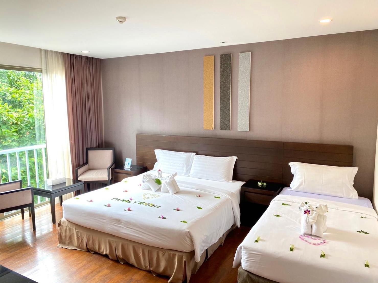 G1 Touch Blue Sky Hotell Kamala Beach Exteriör bild